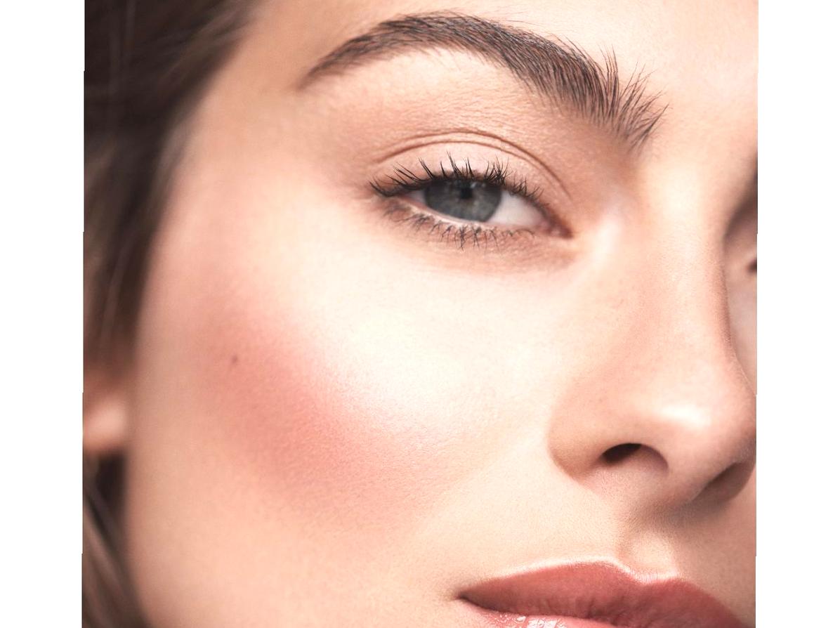 Revitalizing Winter Skin with Mineral Makeup