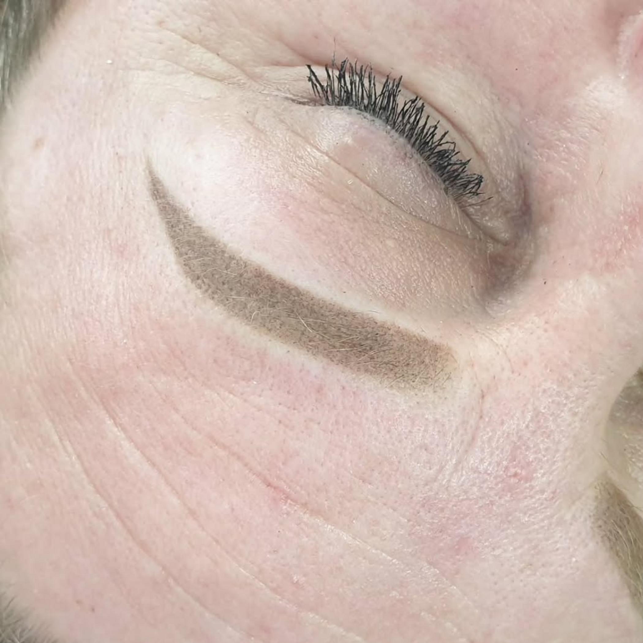 close up faded microblading details