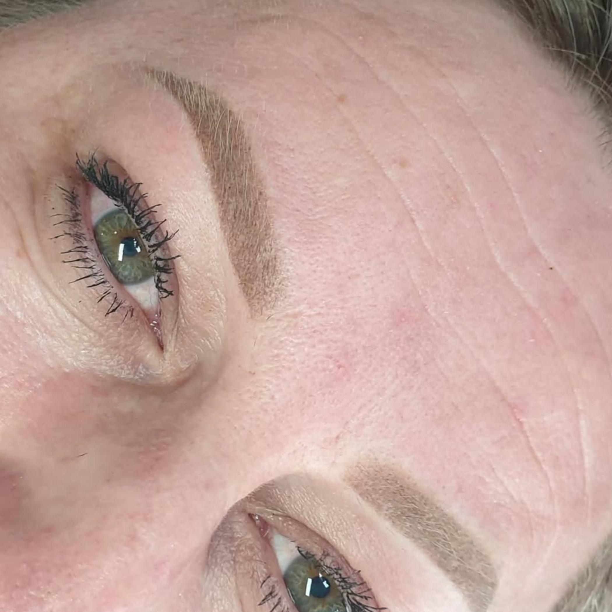 healing stage two days after brow tint